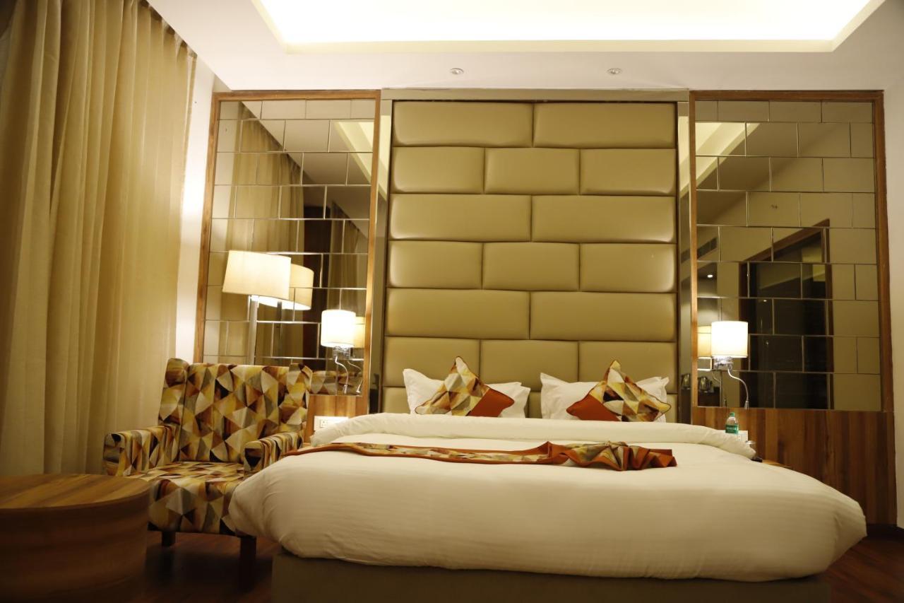 Hotel Lotus Ananta Elite Kota Kota  Exterior foto